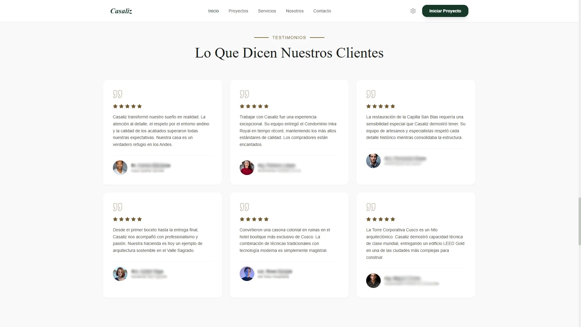 Casaliz en escritorio, vista 3
